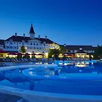 Hotel Marriott's Village D'ile-de-france 4*