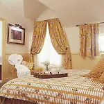 Hotel Marriott's Village D'ile-de-france 4*