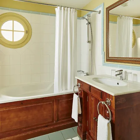 Marriott's Village D'ile-de-france 4*