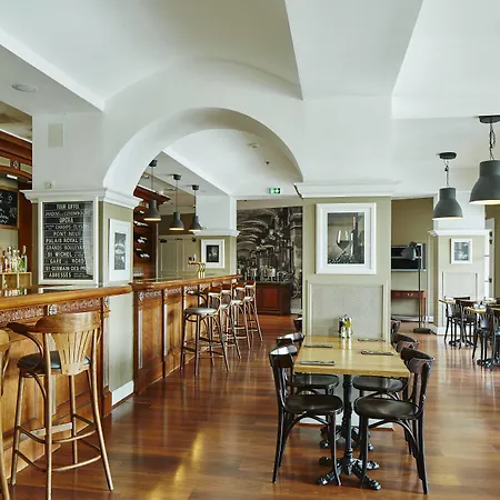 Marriott's Village D'ile-de-france Hotel