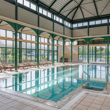 Marriott's Village D'ile-de-france Hotel