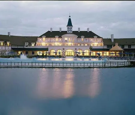 Marriott's Village D'ile-de-france Hotell 4*
